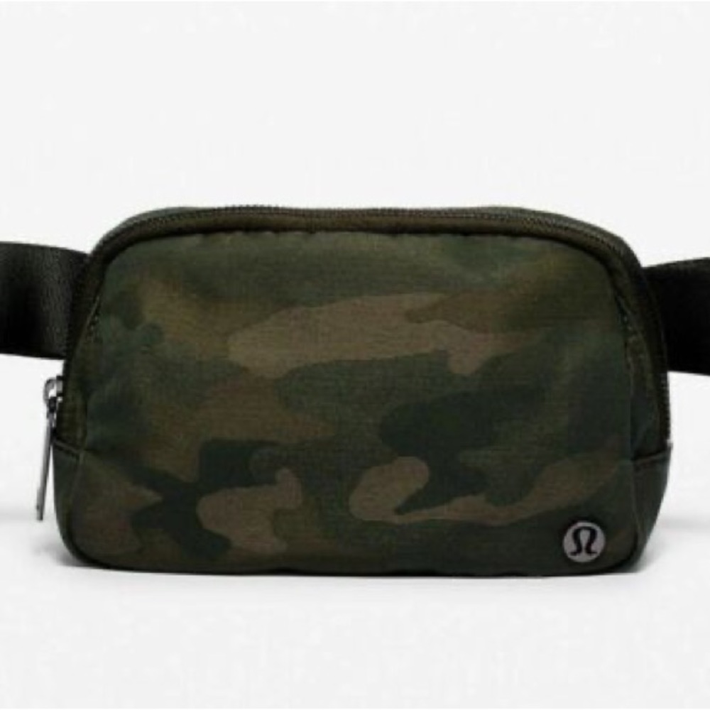Camo lulu lemon belt bag